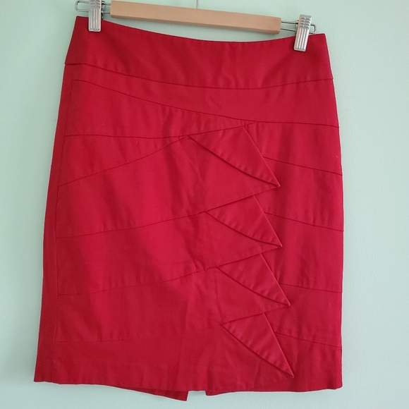 The Limited Red Skirt - Size 2 - Picture 1 of 8